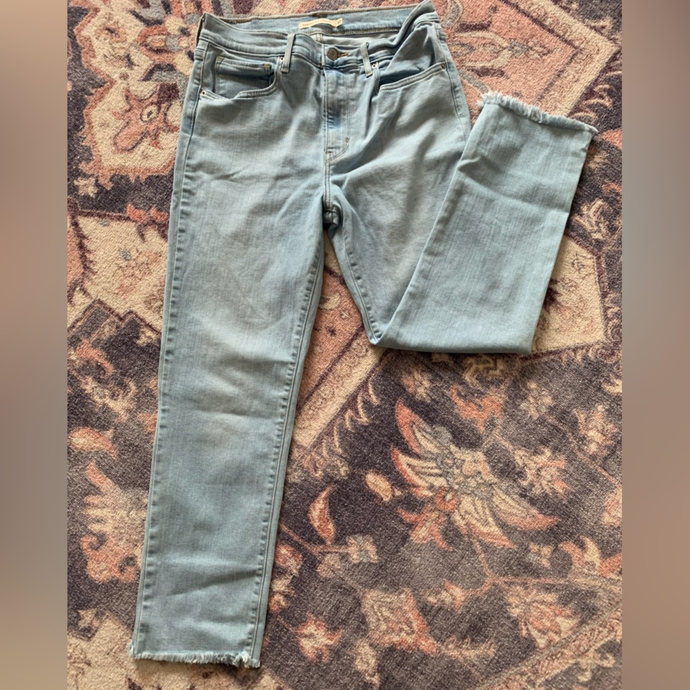 Levi’s 724 High Rise Straight jeans, Size 30, VGUC